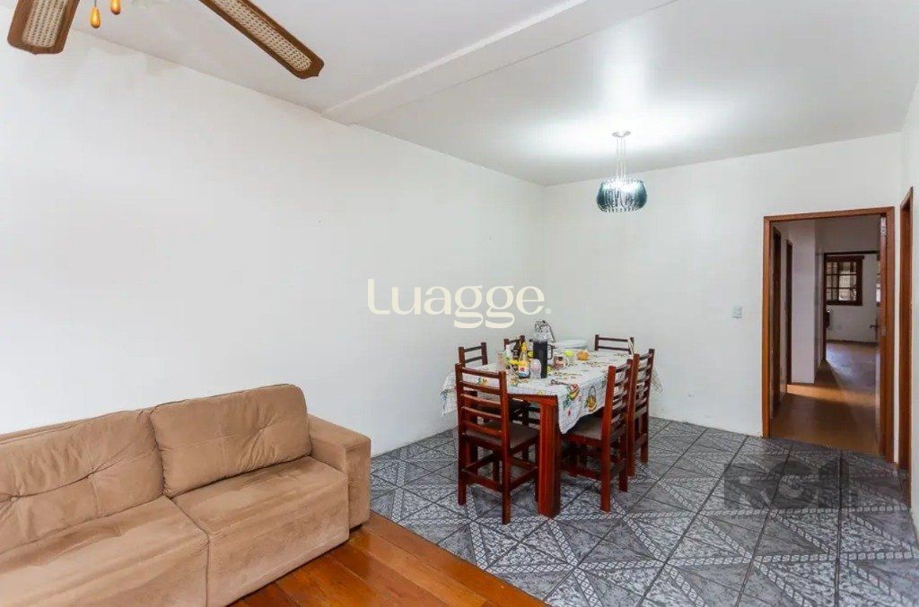 Casa à venda com 3 quartos, 161m² - Foto 5
