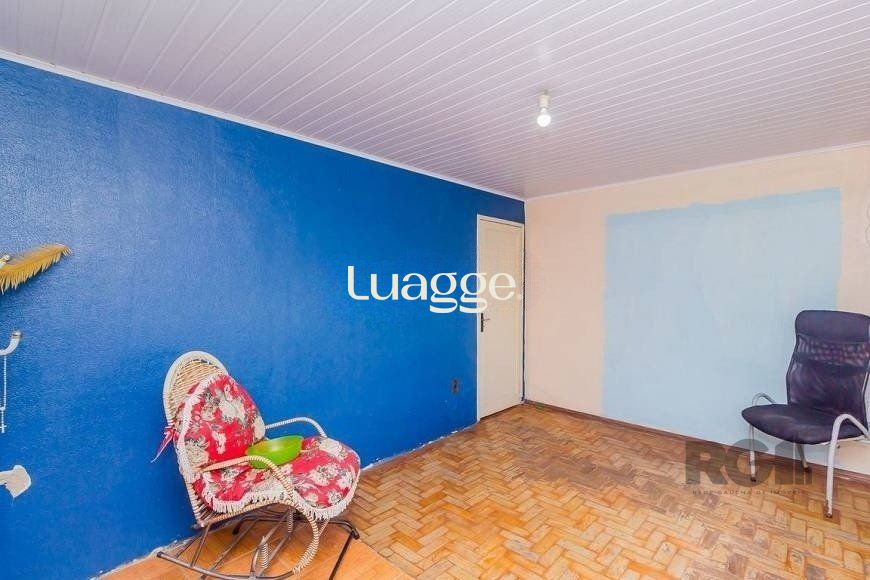 Casa à venda com 3 quartos, 72m² - Foto 11