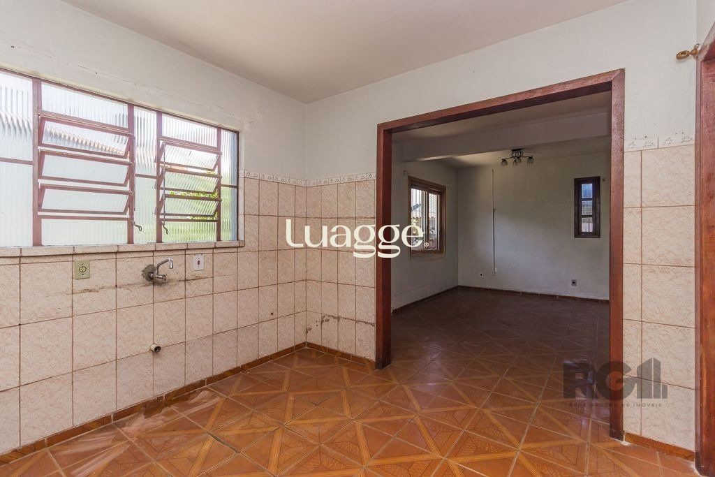 Casa à venda com 5 quartos, 159m² - Foto 33