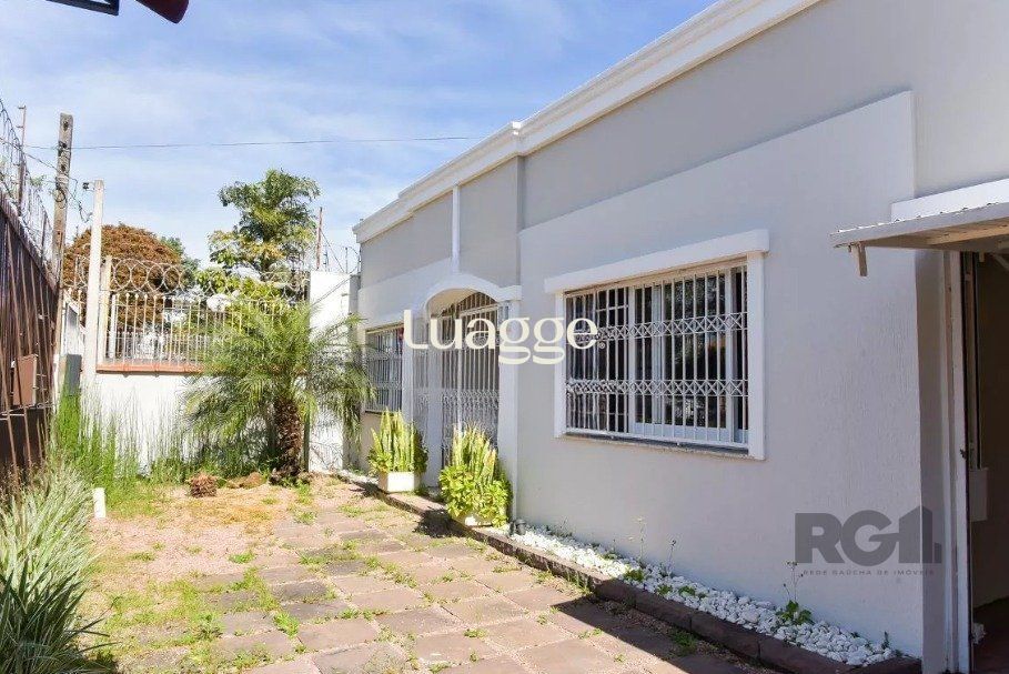 Casa à venda com 5 quartos, 199m² - Foto 42