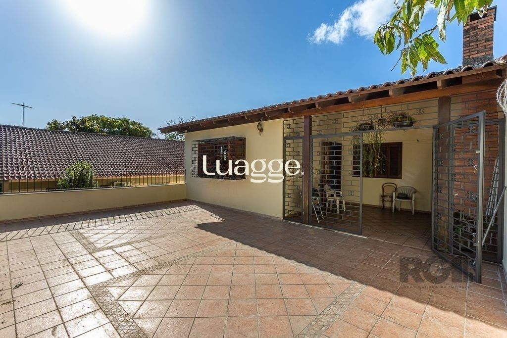 Casa à venda com 4 quartos, 218m² - Foto 23