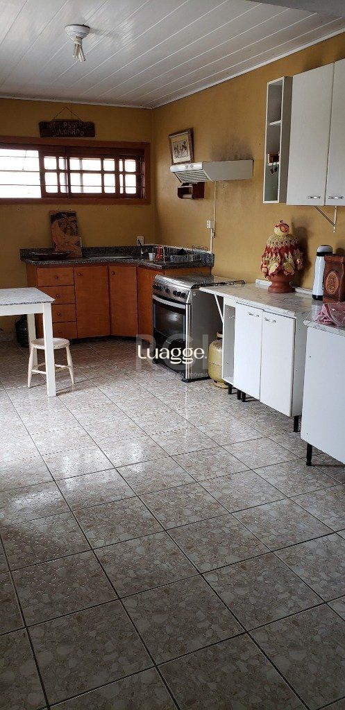 Casa à venda com 8 quartos, 201m² - Foto 15