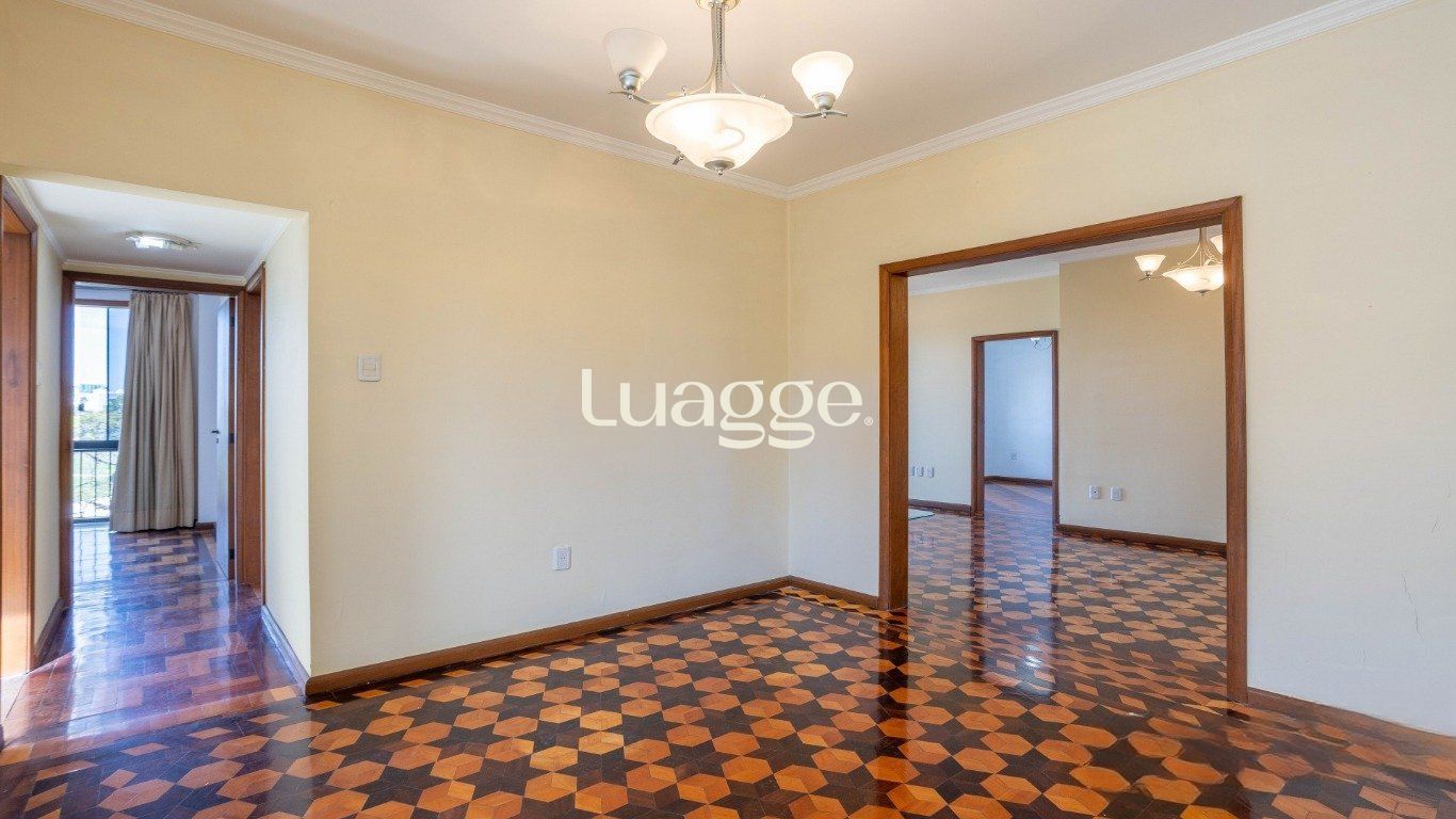 Apartamento à venda com 3 quartos, 137m² - Foto 8