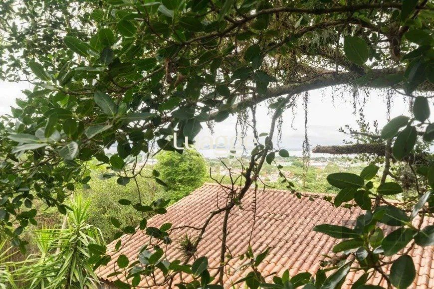 Casa à venda com 3 quartos, 274m² - Foto 10