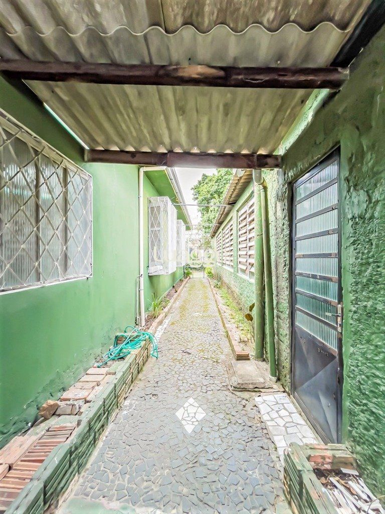 Casa à venda com 3 quartos, 213m² - Foto 37