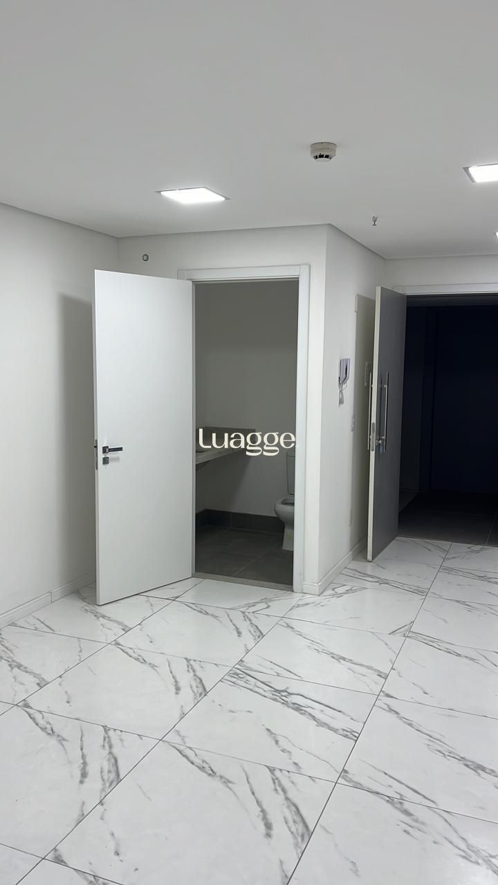 Conjunto Comercial-Sala à venda com 1 quarto, 32m² - Foto 4