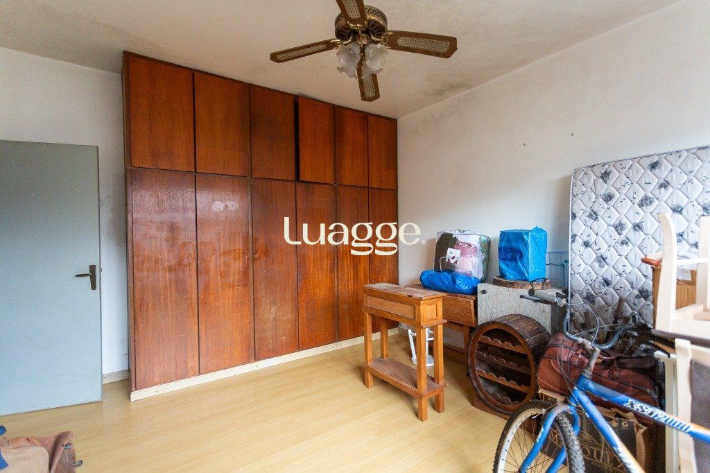 Casa à venda com 4 quartos, 246m² - Foto 24