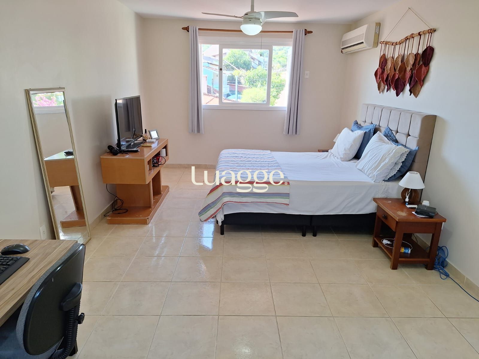 Casa à venda com 3 quartos, 249m² - Foto 16