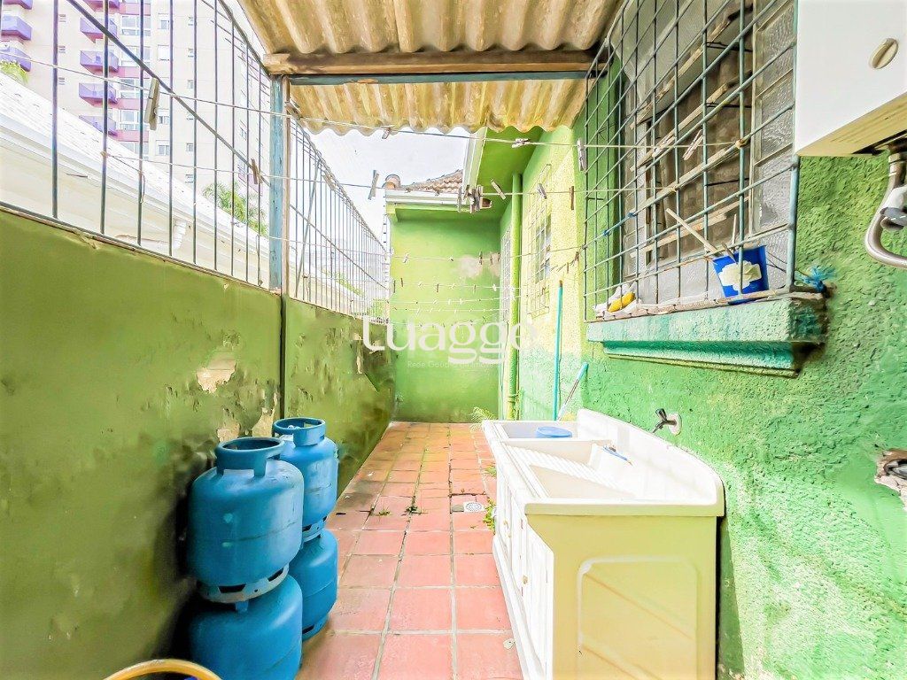 Casa à venda com 3 quartos, 213m² - Foto 15