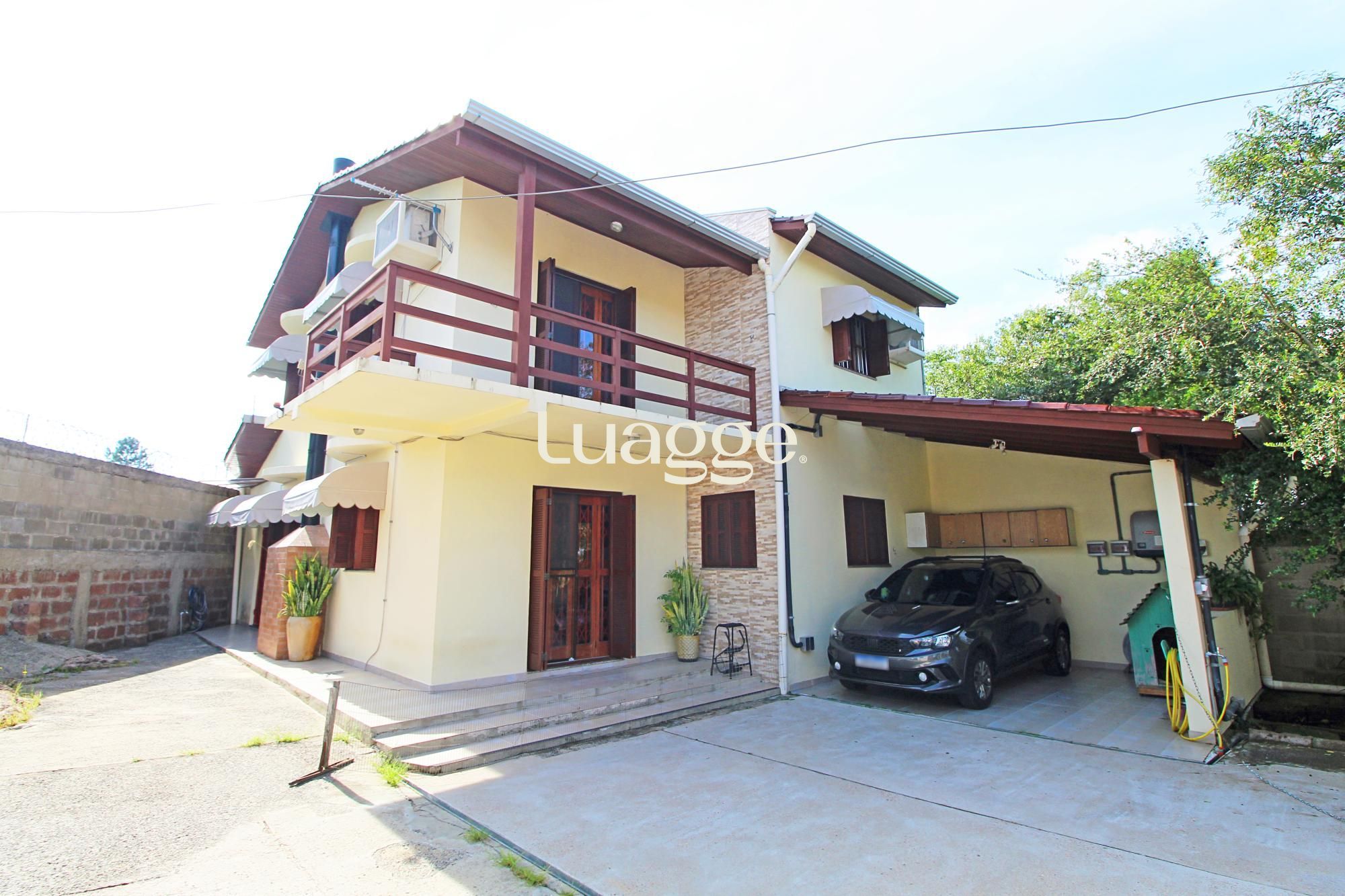 Casa à venda com 3 quartos, 331m² - Foto 1