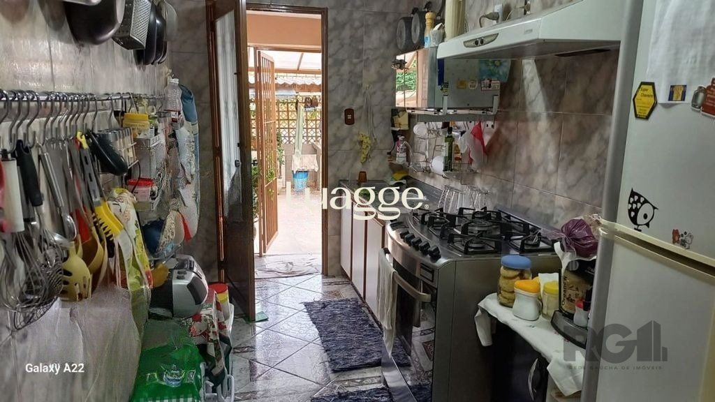 Casa à venda com 3 quartos, 202m² - Foto 9