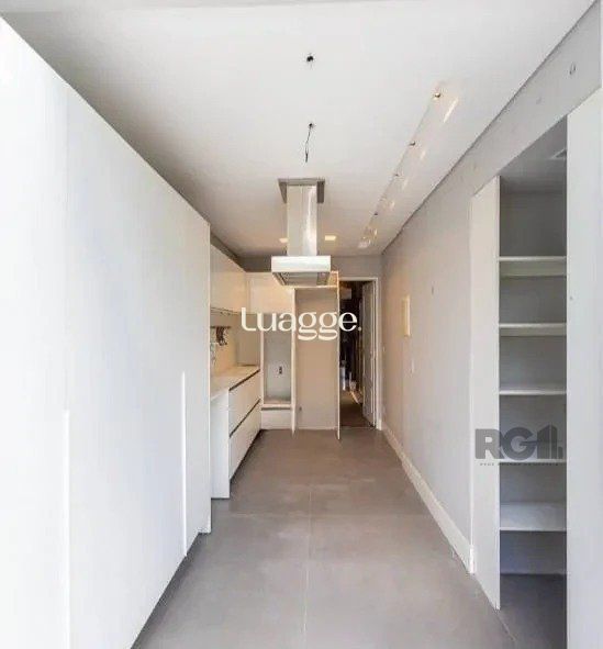 Casa à venda com 3 quartos, 222m² - Foto 18