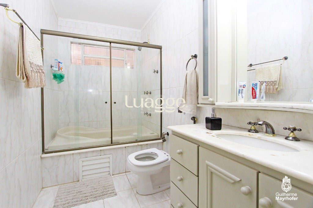 Casa à venda com 3 quartos, 214m² - Foto 17