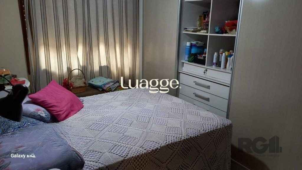 Casa à venda com 3 quartos, 202m² - Foto 4