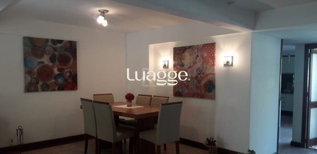 Casa de Condomínio à venda com 5 quartos, 220m² - Foto 5