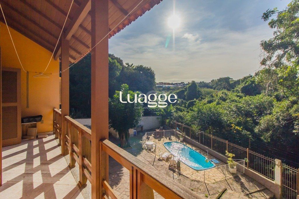 Casa à venda com 4 quartos, 300m² - Foto 34
