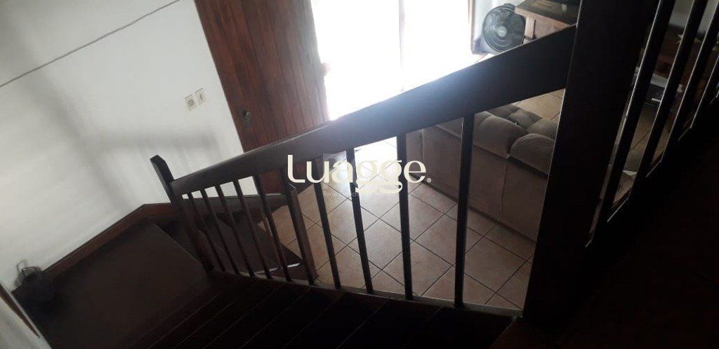 Casa de Condomínio à venda com 5 quartos, 220m² - Foto 21