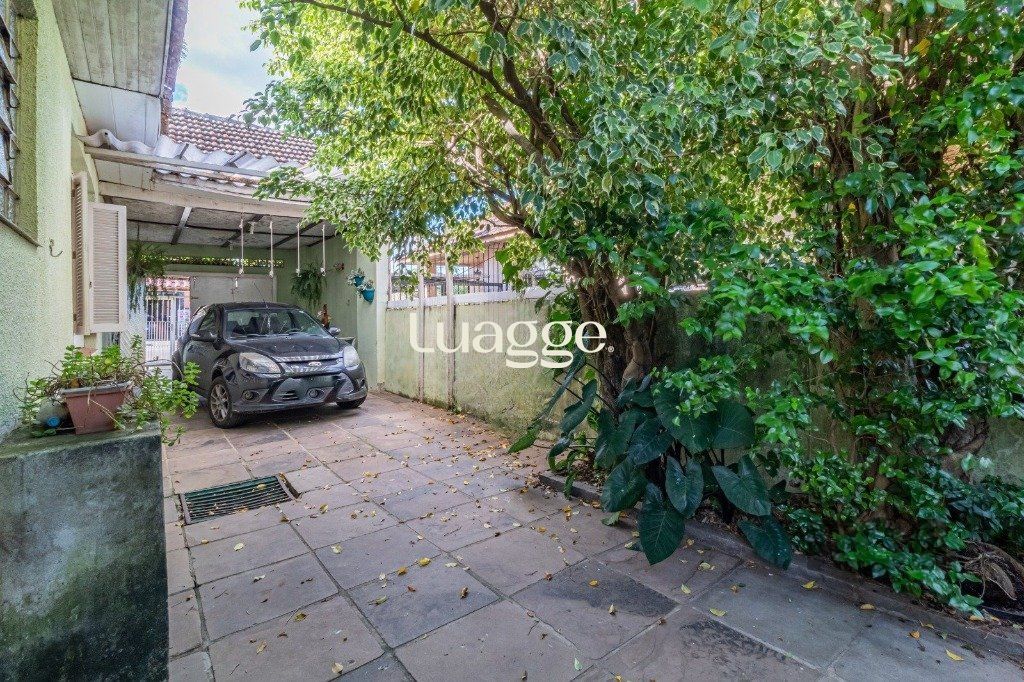 Casa à venda com 3 quartos, 112m² - Foto 4