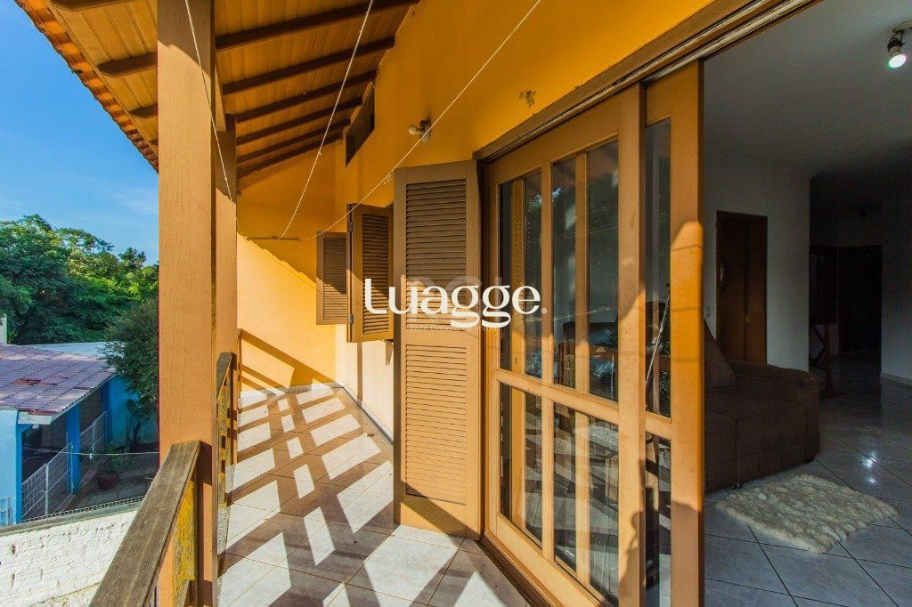 Casa à venda com 4 quartos, 300m² - Foto 35