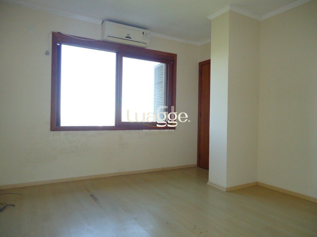 Casa à venda com 3 quartos, 332m² - Foto 15