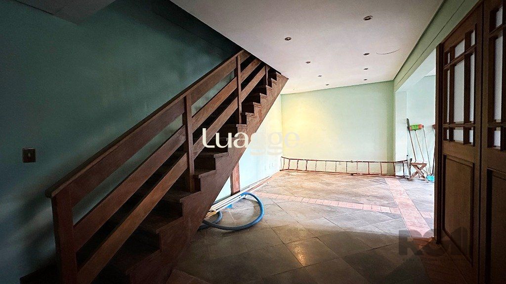 Casa à venda com 4 quartos, 351m² - Foto 26