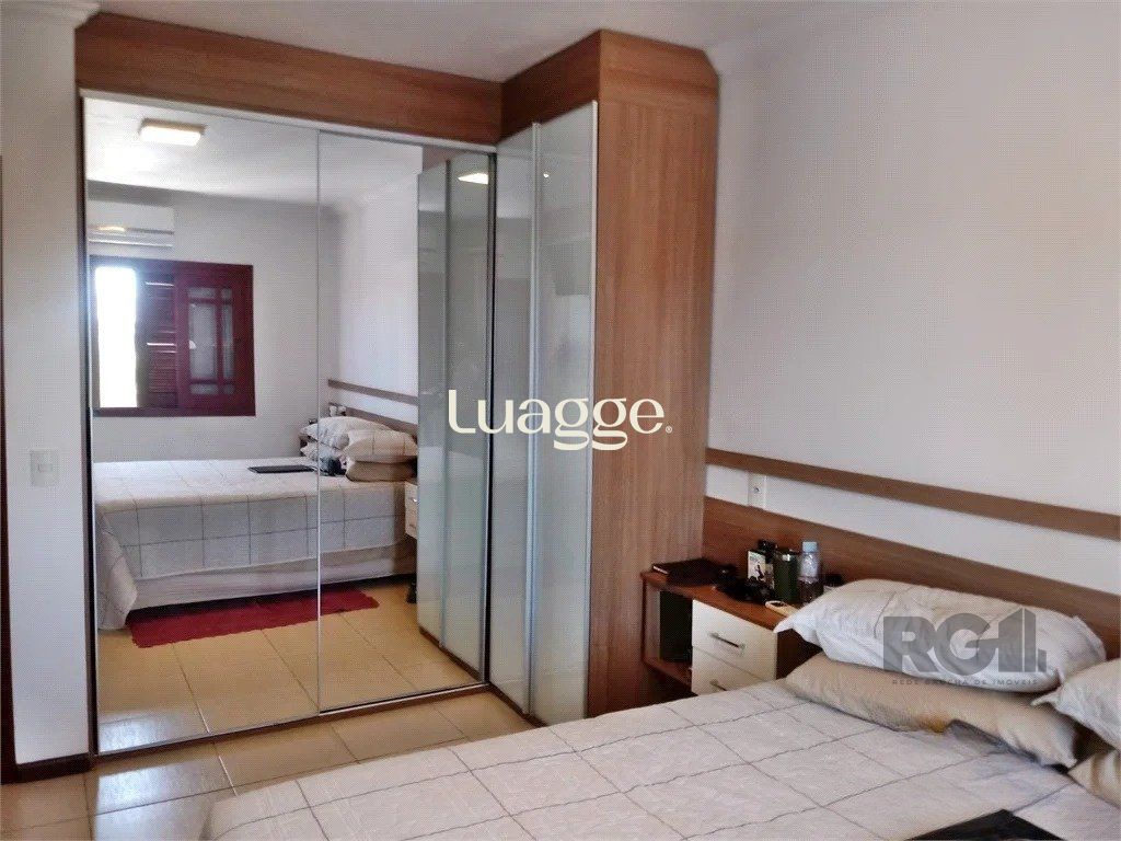 Casa à venda com 3 quartos, 239m² - Foto 16