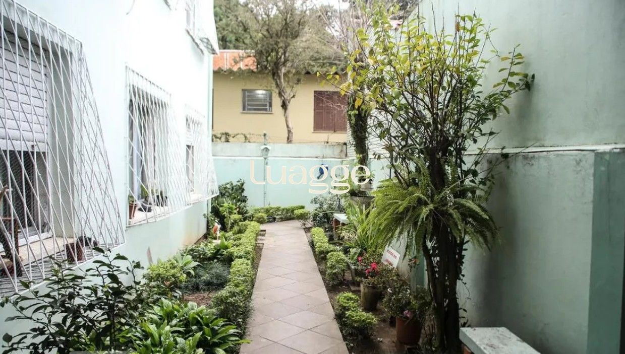 Apartamento de 1 dormitório, com 40 m², no bairro Teresópolis.