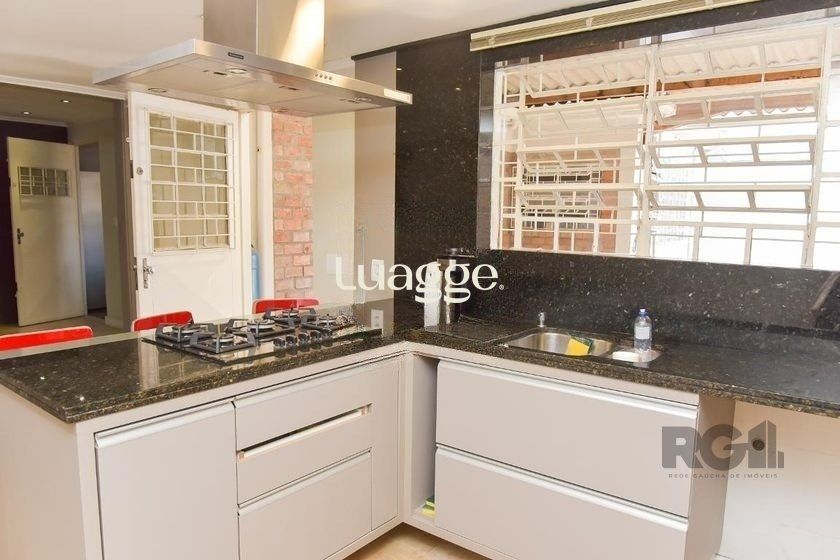 Casa à venda com 5 quartos, 199m² - Foto 19