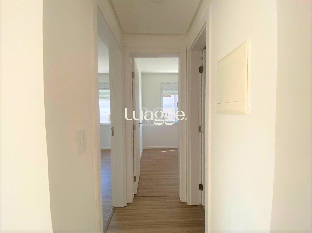 Apartamento à venda com 2 quartos, 68m² - Foto 4