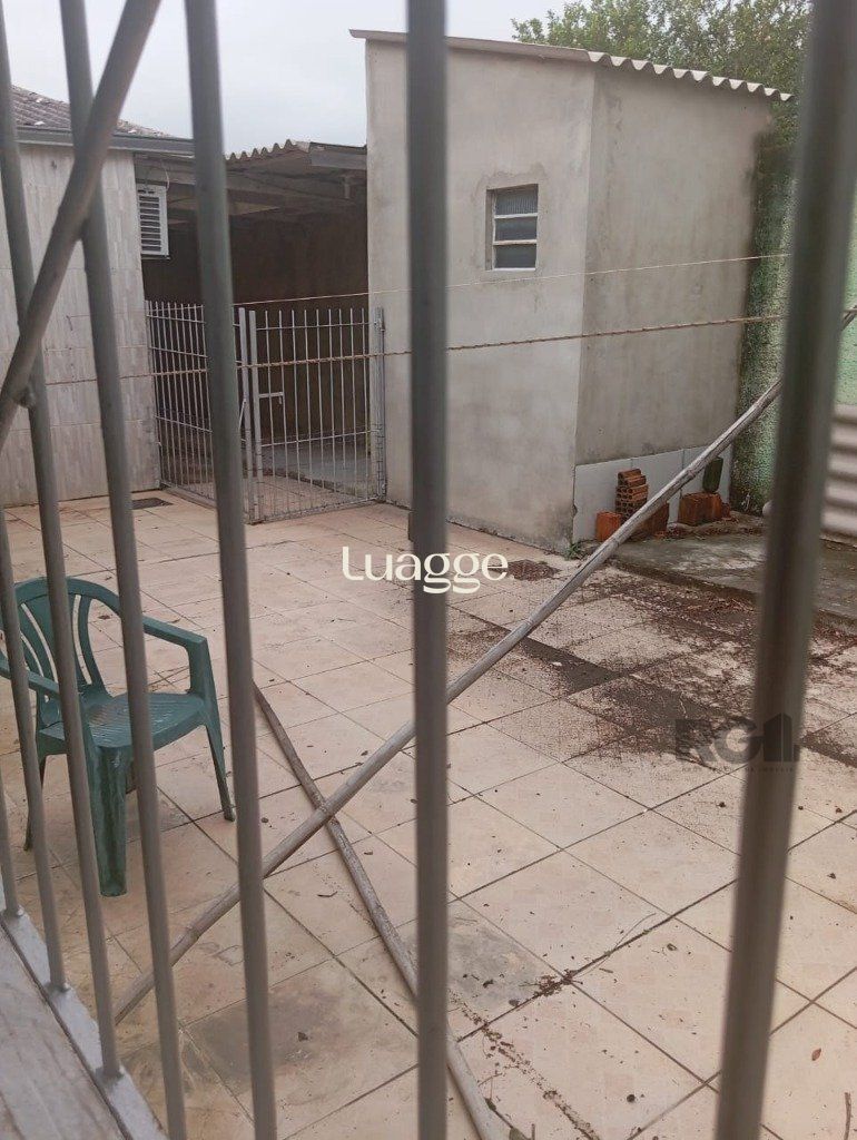 Casa à venda com 2 quartos, 77m² - Foto 11