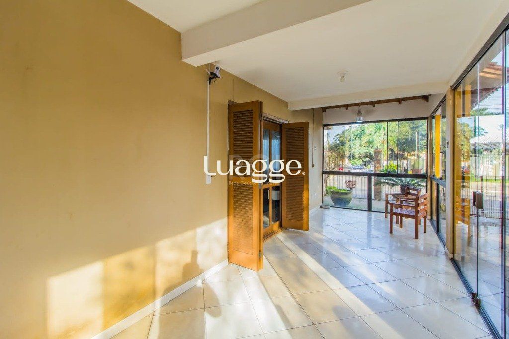 Casa à venda com 4 quartos, 300m² - Foto 6