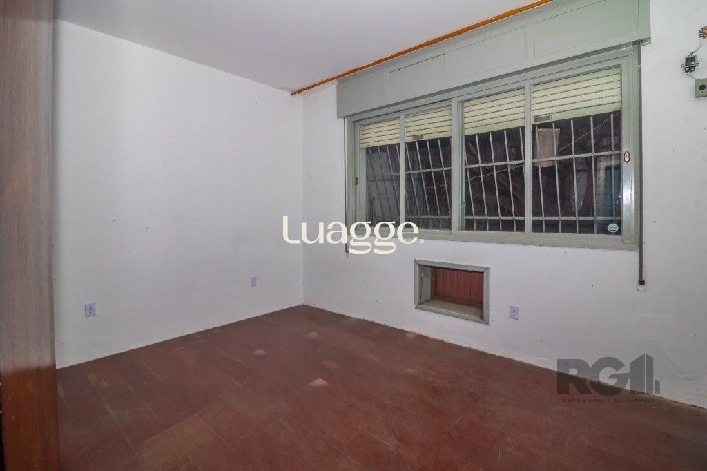 Casa à venda com 5 quartos, 117m² - Foto 7