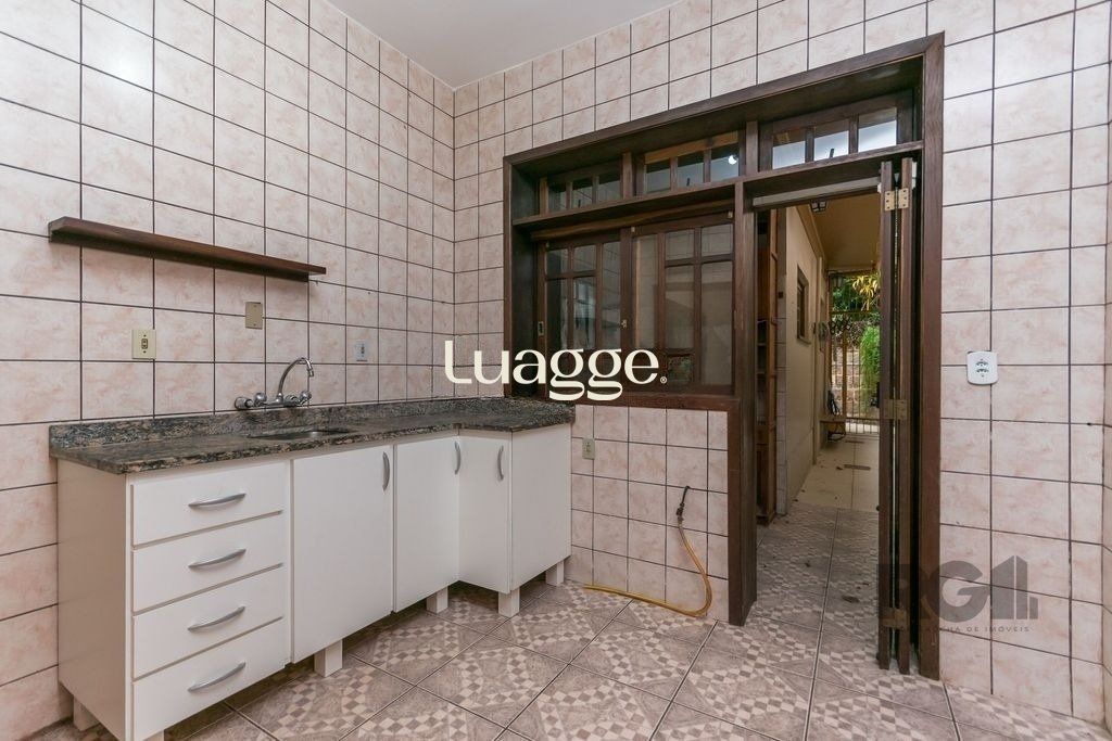 Casa à venda com 3 quartos, 150m² - Foto 7