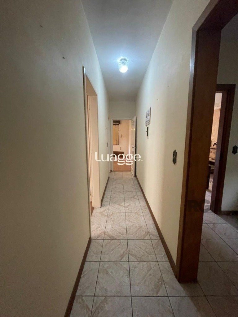 Casa à venda com 3 quartos, 330m² - Foto 12