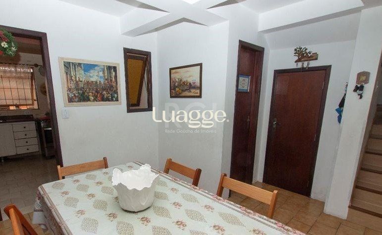 Casa à venda com 3 quartos, 240m² - Foto 9