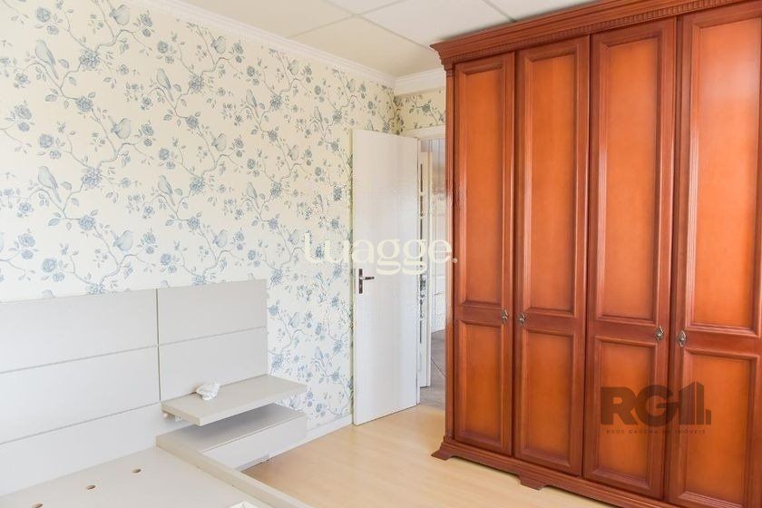 Casa à venda com 5 quartos, 199m² - Foto 32