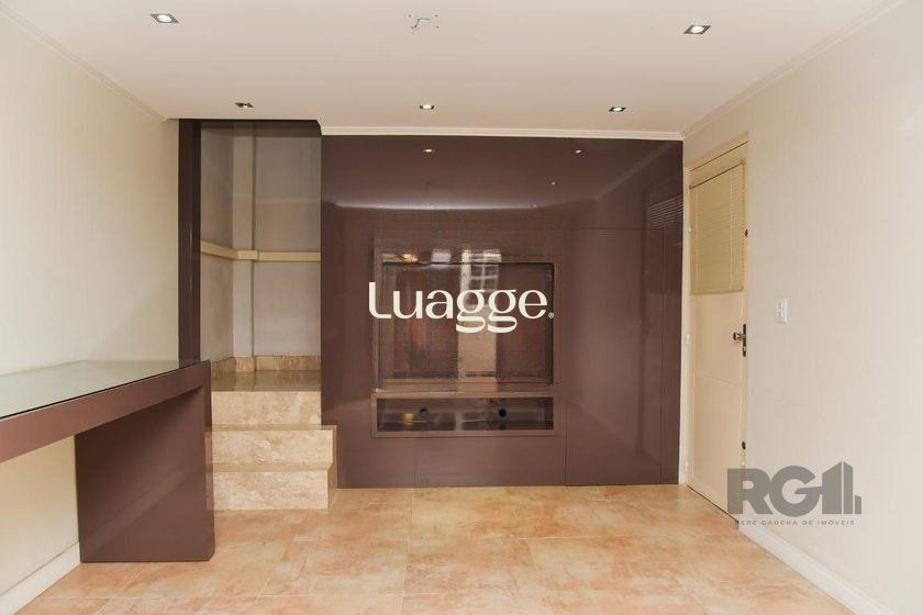 Casa à venda com 5 quartos, 199m² - Foto 23