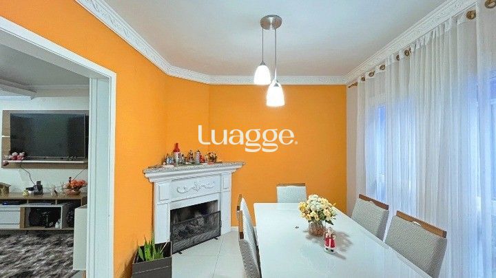 Casa à venda com 4 quartos, 223m² - Foto 9