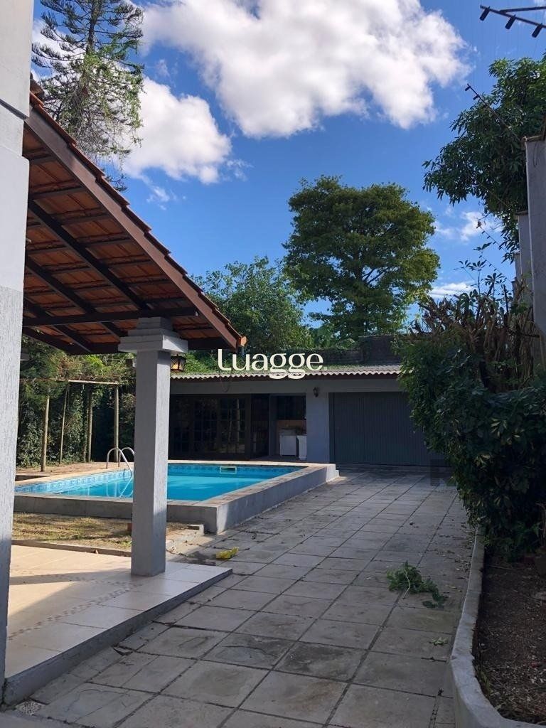 Casa à venda com 4 quartos, 367m² - Foto 3