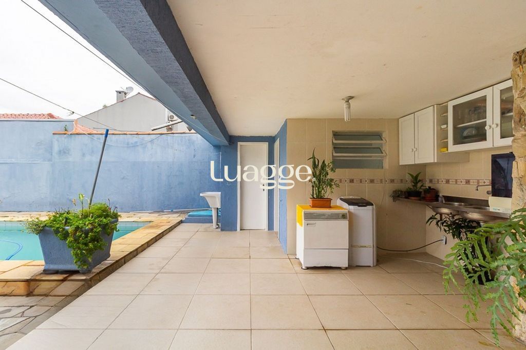 Casa à venda com 4 quartos, 247m² - Foto 32