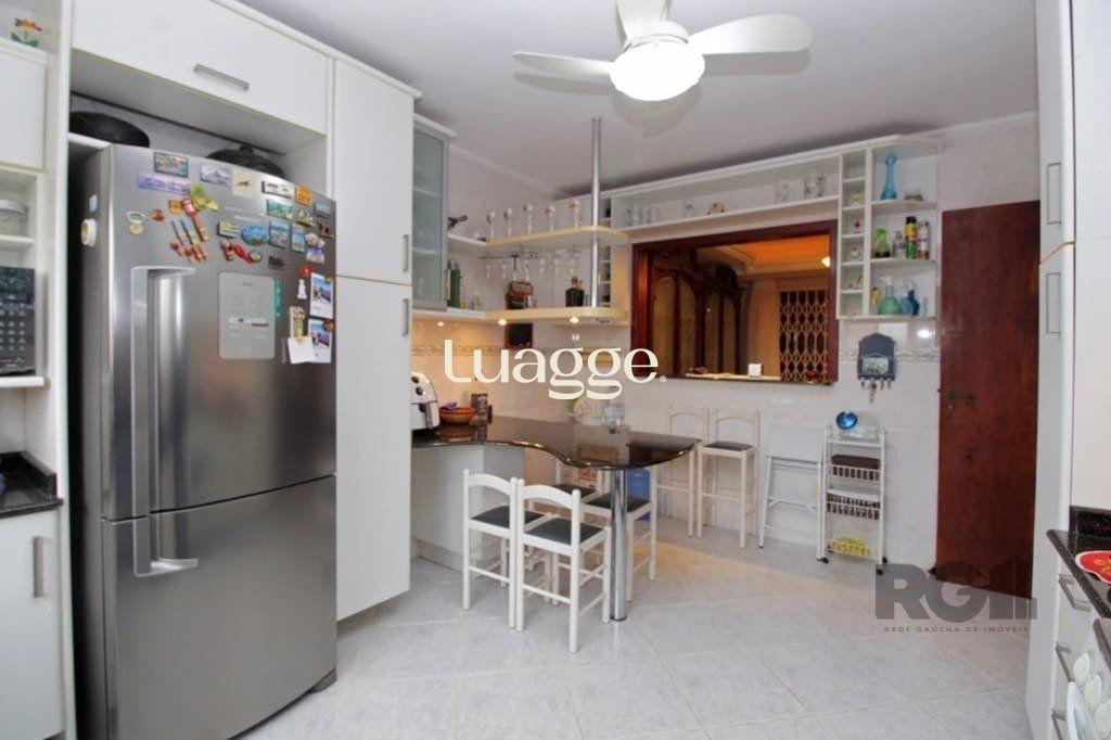 Casa à venda com 3 quartos, 274m² - Foto 25