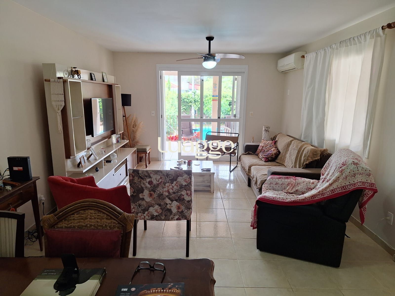 Casa à venda com 3 quartos, 249m² - Foto 10