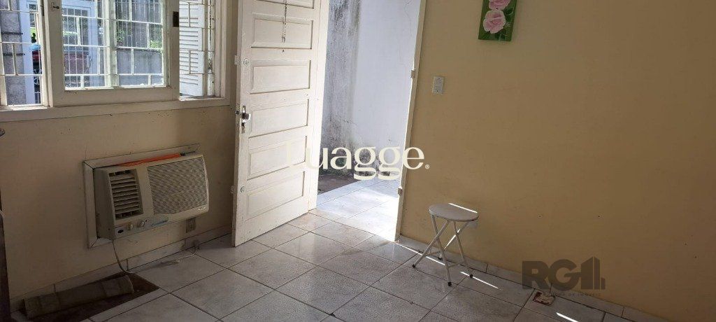 Casa à venda com 4 quartos, 116m² - Foto 4