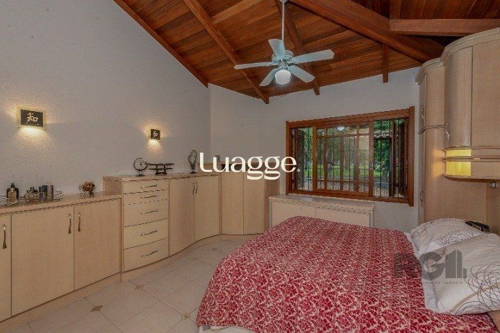 Casa à venda com 3 quartos, 281m² - Foto 9