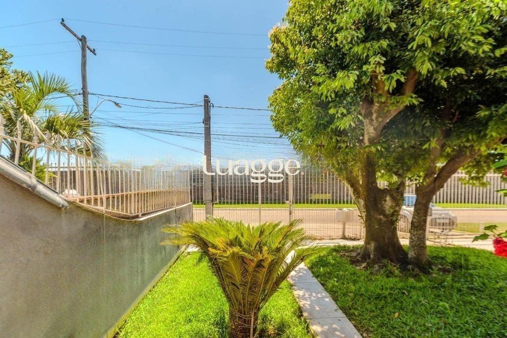 Casa à venda com 3 quartos, 73m² - Foto 3