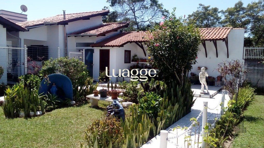 Casa à venda com 3 quartos, 556m² - Foto 1