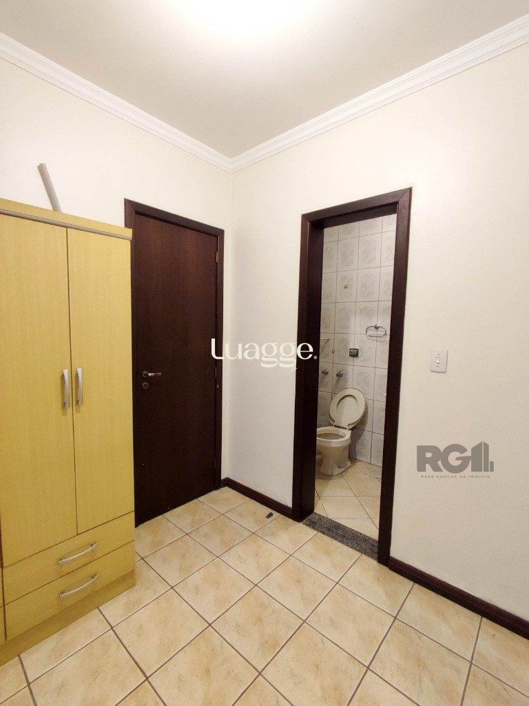 Casa à venda com 4 quartos, 232m² - Foto 12