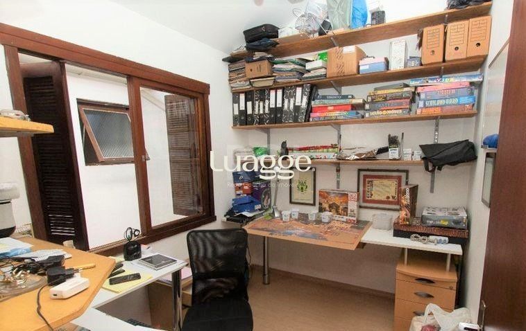Casa à venda com 3 quartos, 240m² - Foto 46