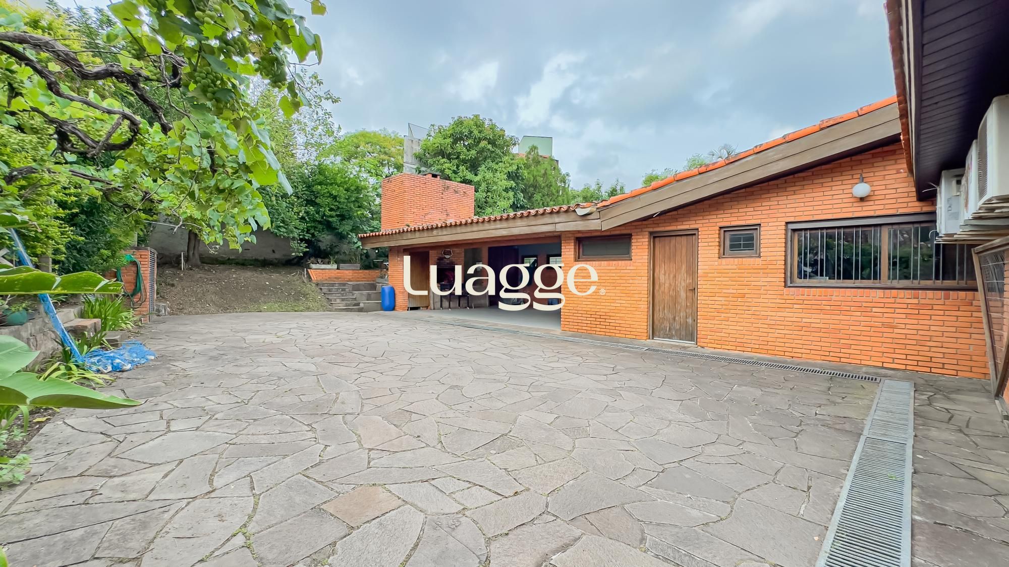 Casa à venda com 3 quartos, 315m² - Foto 15