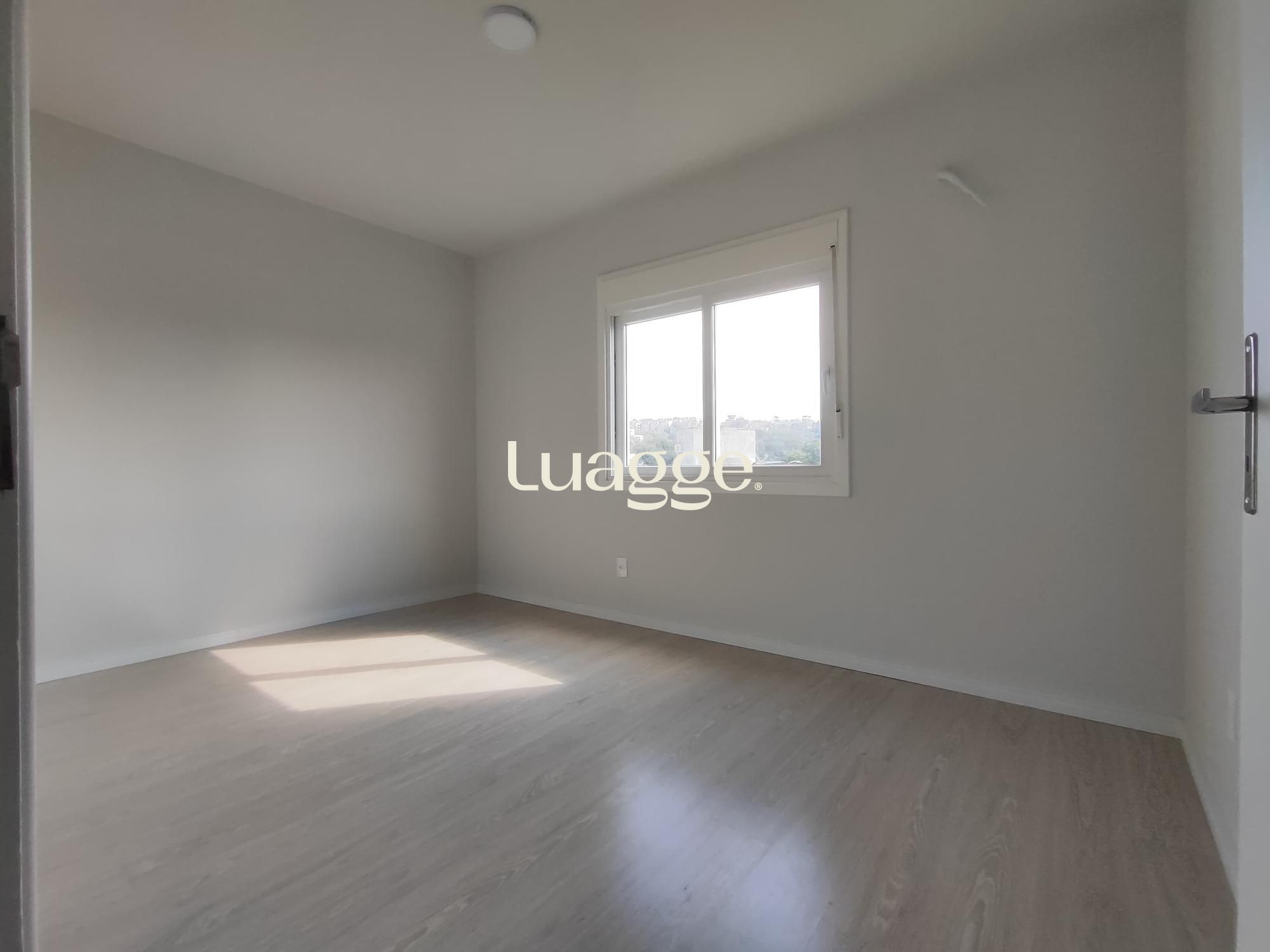 Apartamento à venda com 2 quartos, 67m² - Foto 4